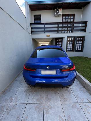 BMW 320i 2.0 16V TURBO FLEX M SPORT AUTOMÁTICO BMW 320i 2.0 16V TURBO FLEX M SPORT AUTOMÁTICO